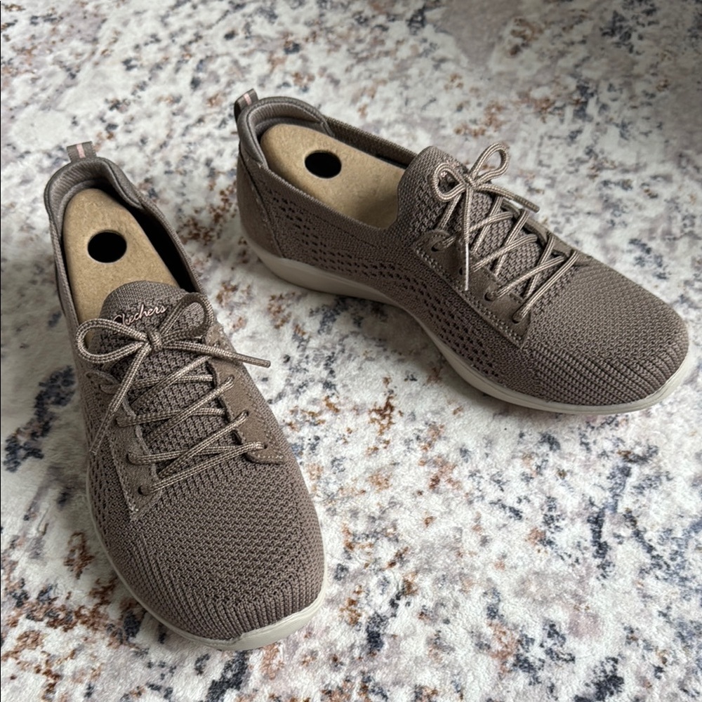Skechers Newbury St. Casually Sneaker